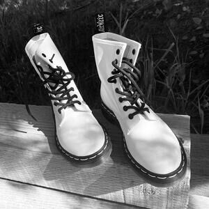 Doc Marten’s White 1460 Softy T boots. NIB
